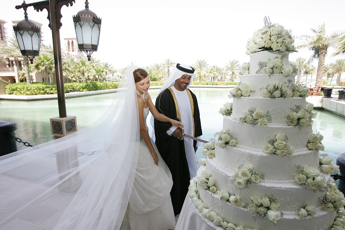 ازدواج خارجی ها در امارات متحده عربی